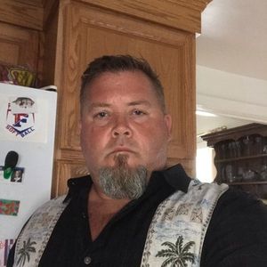 Meet your Posher, Kenneth